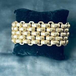 Gold Chain Link Bracelet